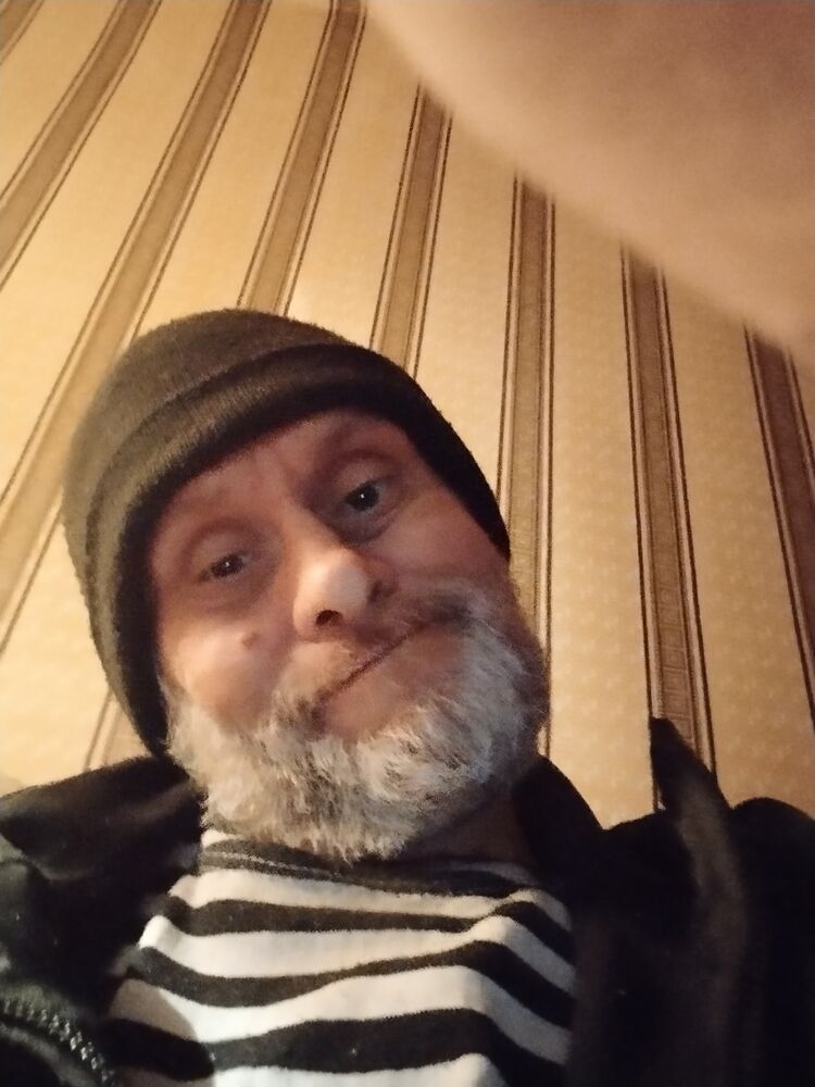  48883742  , 52 ,    