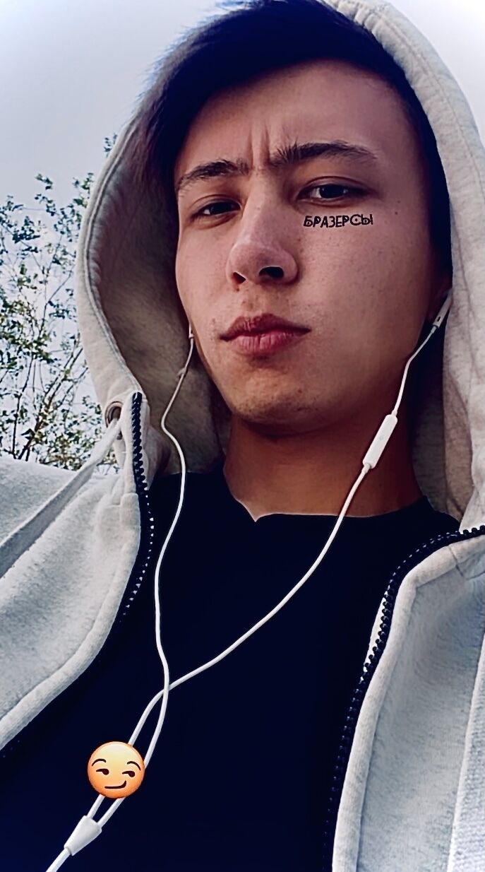  23719882  Arman, 26 ,    