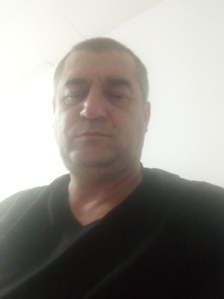  41815912  , 52 ,    