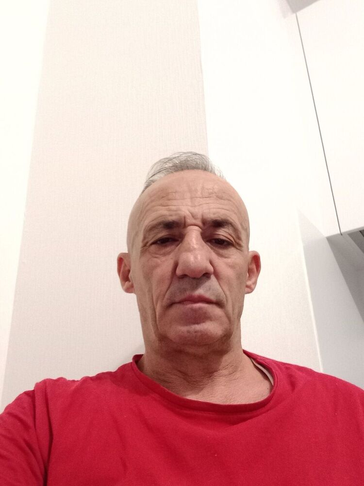  47043952  Mustafa, 50 ,    