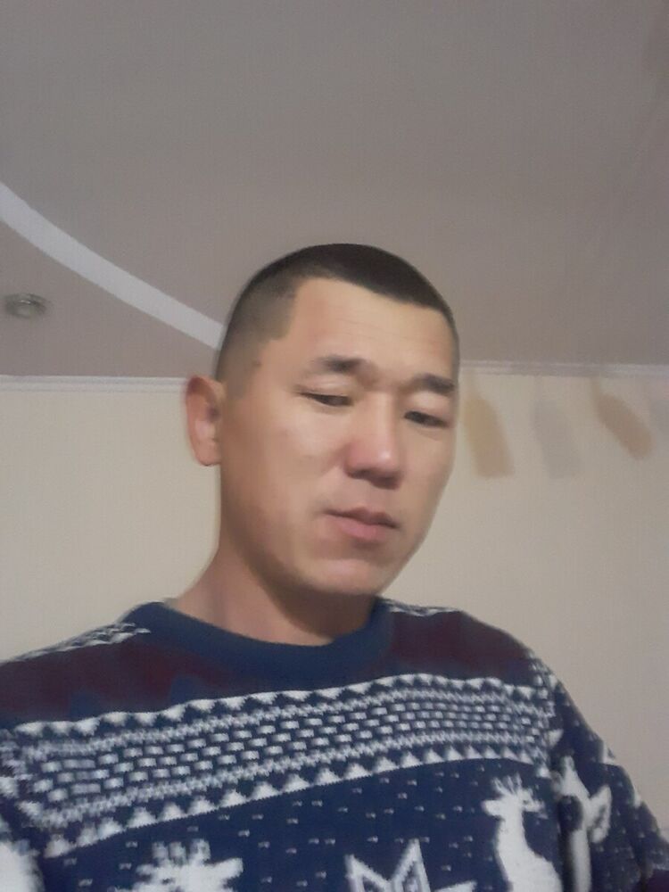  21428372  Bakhtiar, 38 ,    