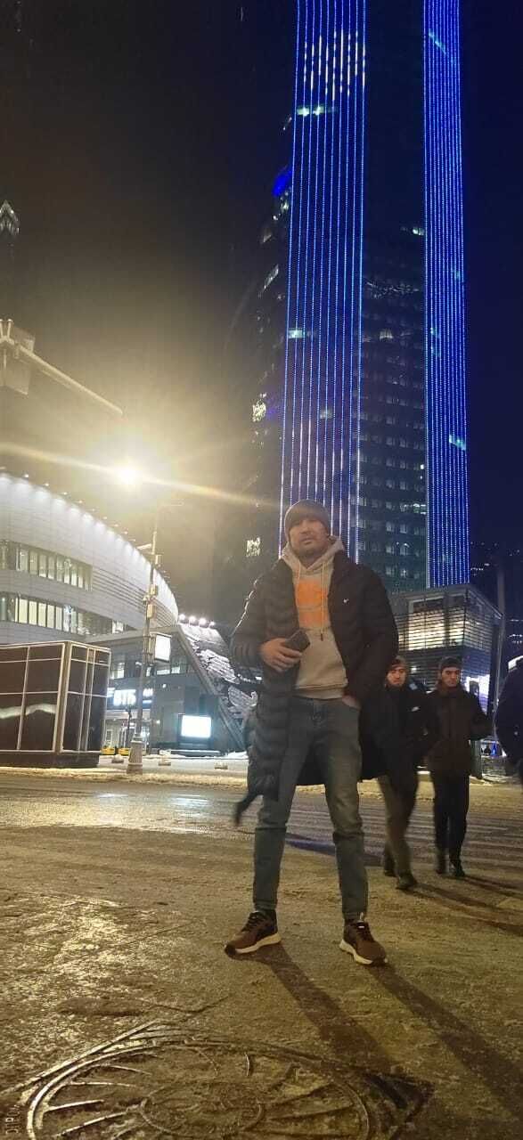  49511132  , 31 ,    