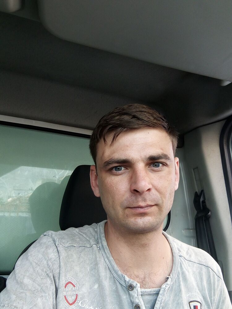  43929672  , 42 ,    