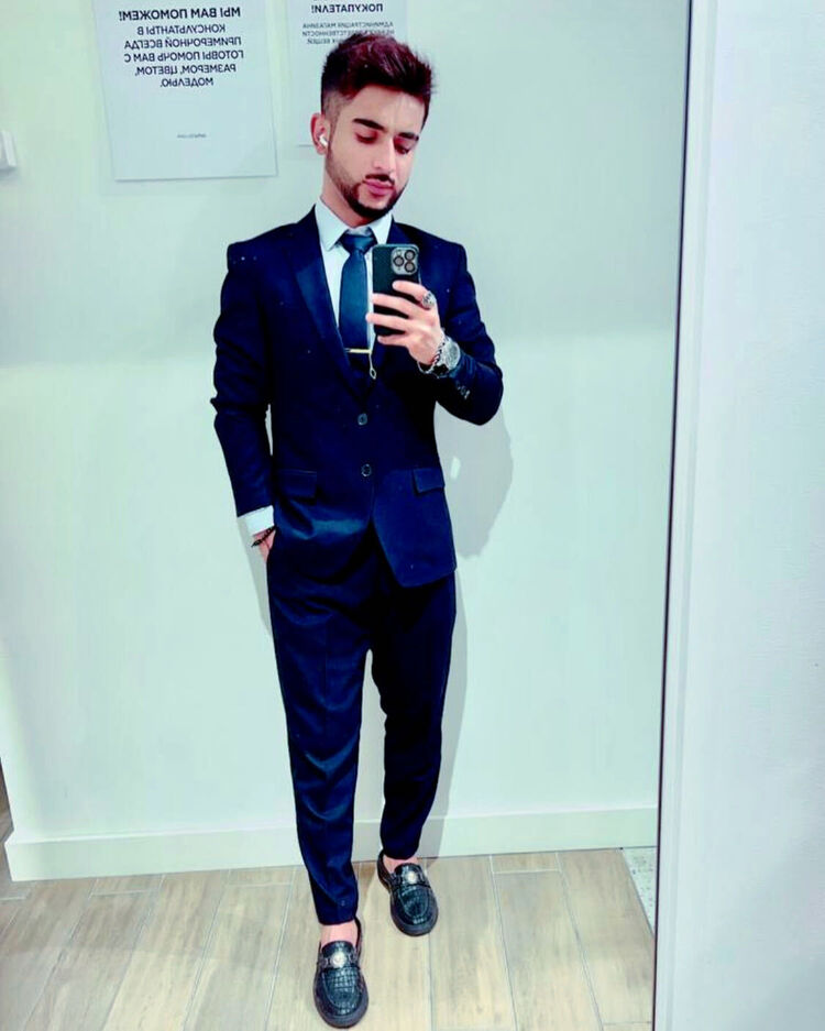  ,   JOHHN, 27 ,   ,   