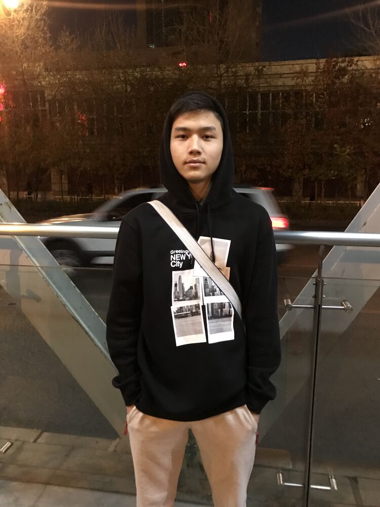  23087062  , 26 ,    -