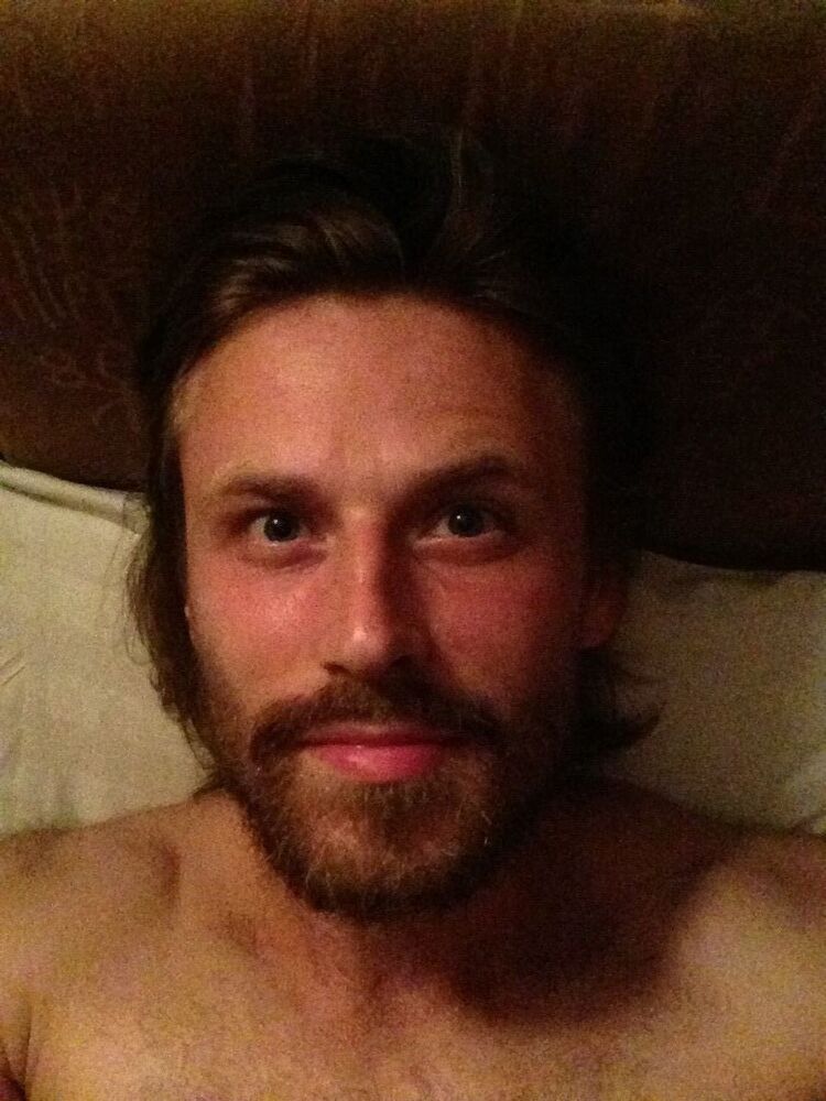  ,   Tony, 40 ,     , c 