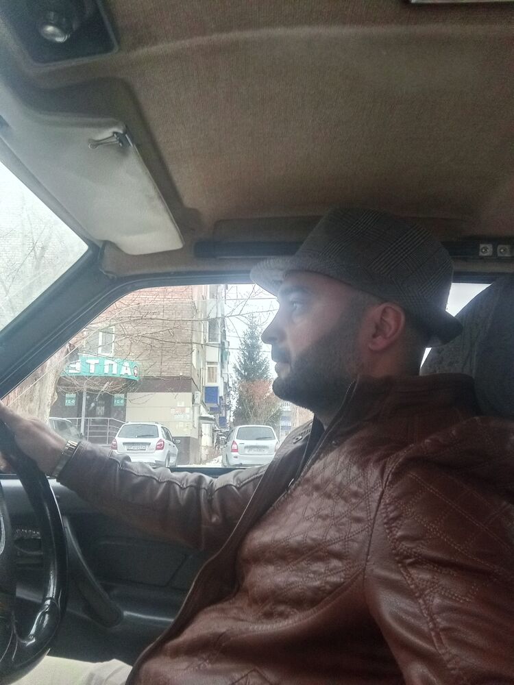  52335382  Bycal, 38 ,    