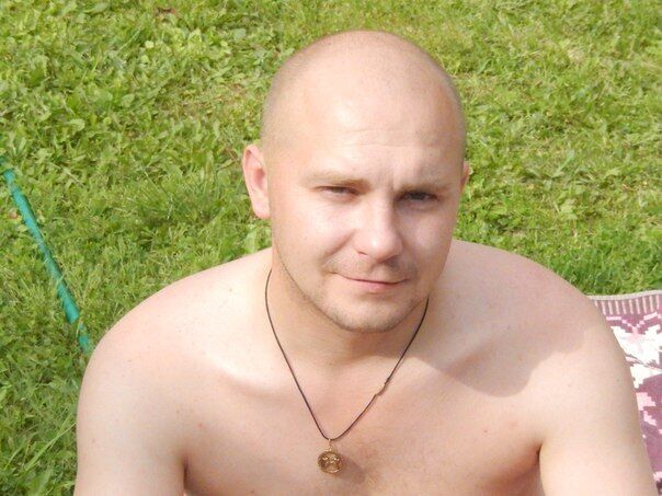  50830592  Roman, 34 ,    