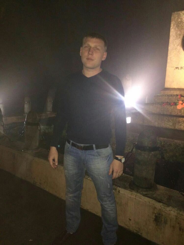  45956012  , 35 ,    