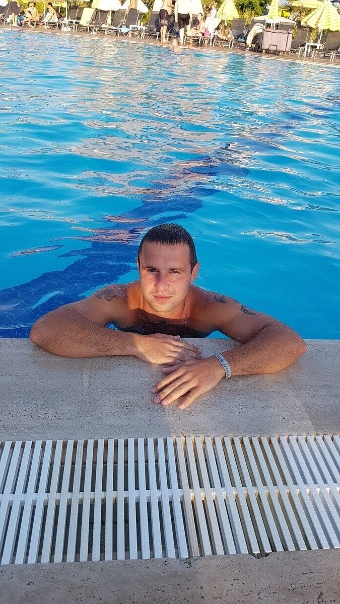  ,   Maks, 39 ,   