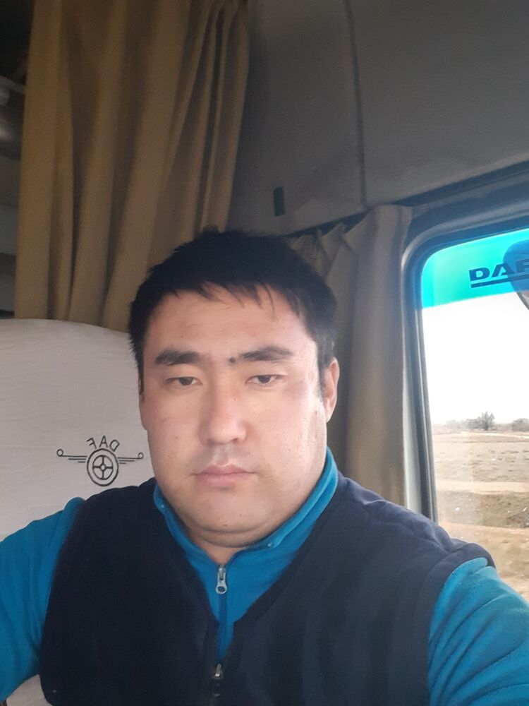  47918162  , 30 ,    