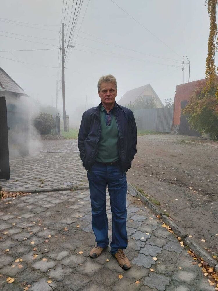  22054822  , 62 ,    