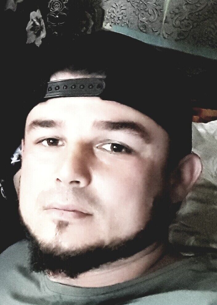  46189592  Jonik, 31 ,    