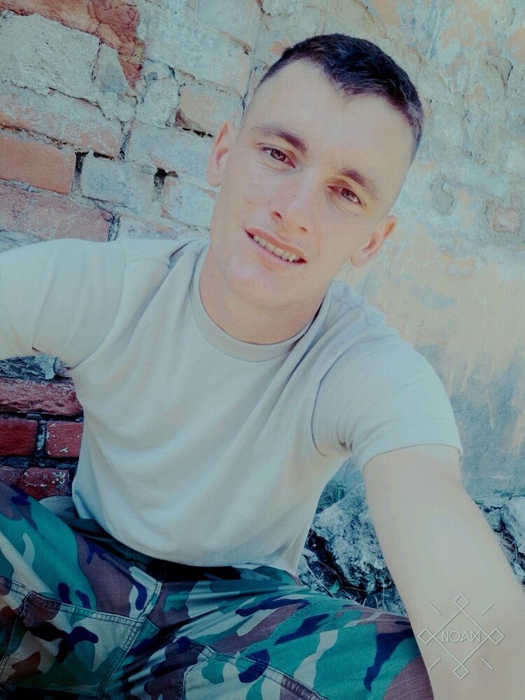  ,   Alexandru, 28 ,   ,   