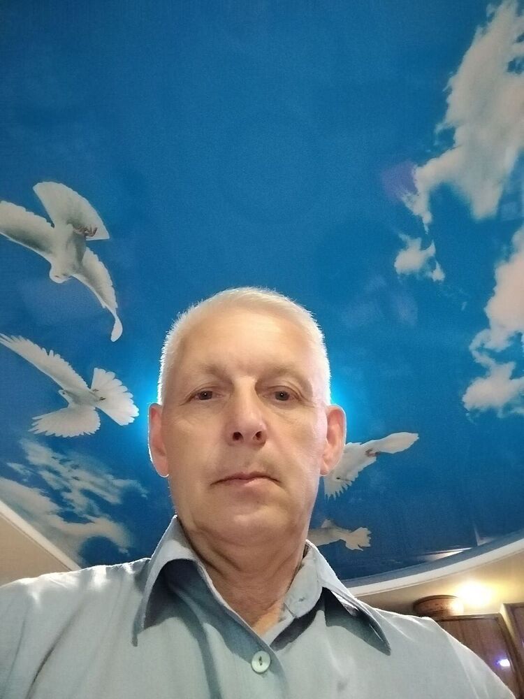  46136552  , 40 ,    