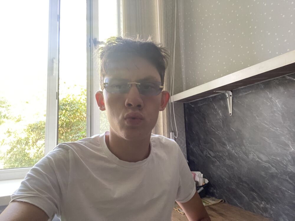  ,   Andrey, 18 ,   ,   