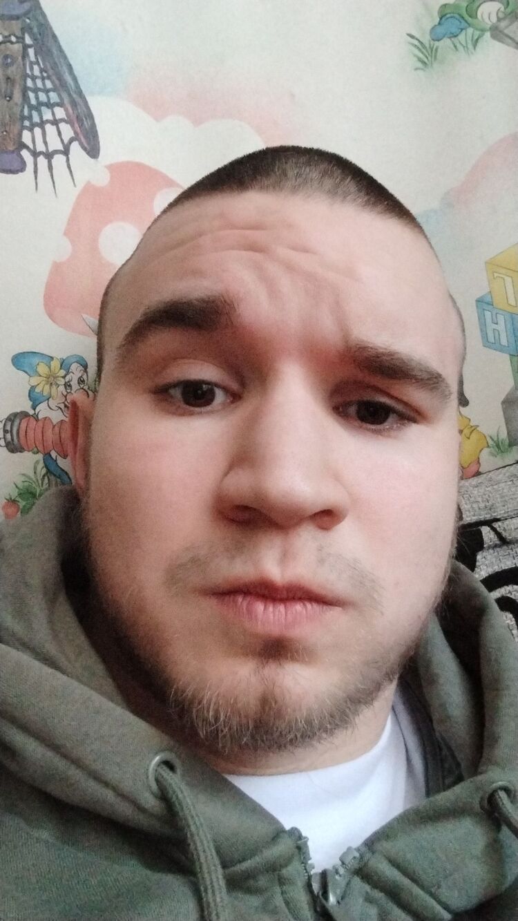  40606362  , 22 ,    