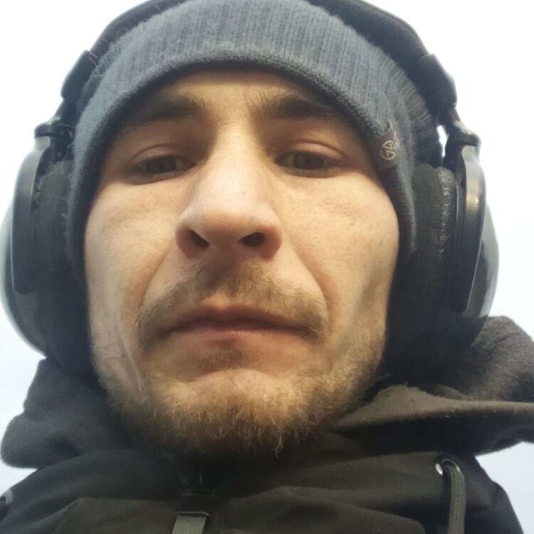  19184922  Vladimir, 34 ,    