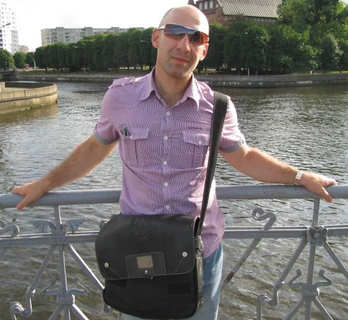  ,   Dennik, 51 ,   