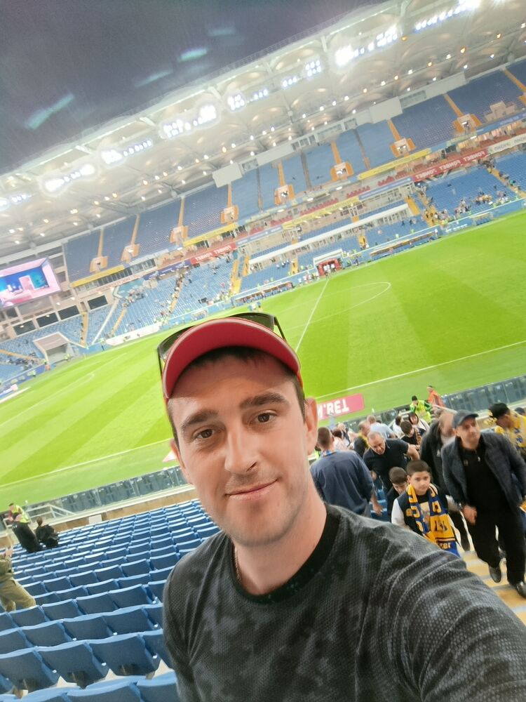  44663302  , 31 ,    --