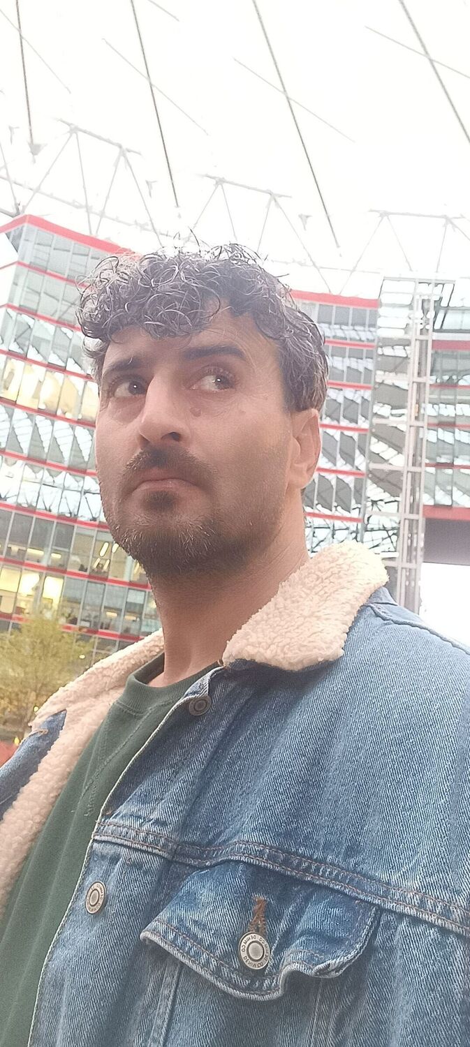 ���� 54871562 ������� Moj, 44 ����, ���� ���������� � Port-Vila