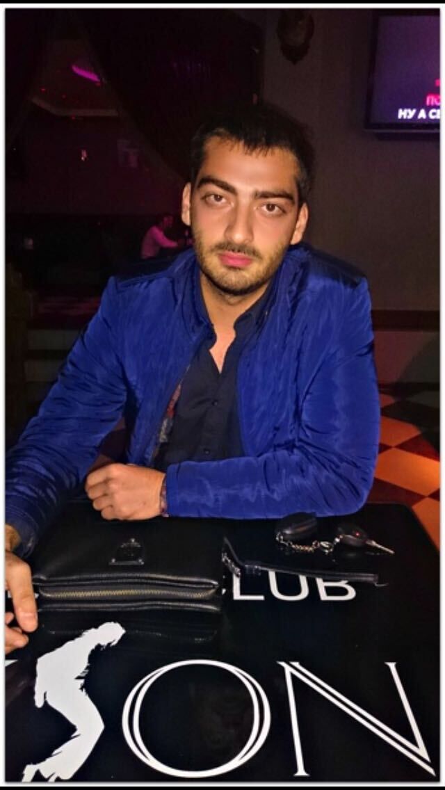  37488272  , 29 ,    