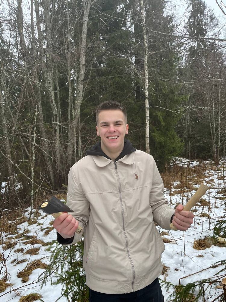 ���� 49947152 ����� ����, 18 ���, ���� ���������� � �����-����������