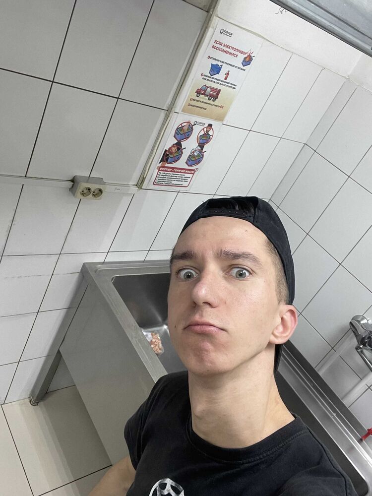  42410772  , 26 ,    