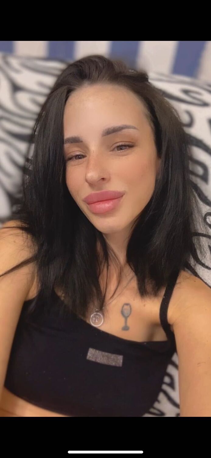  53548222  , 28 ,    