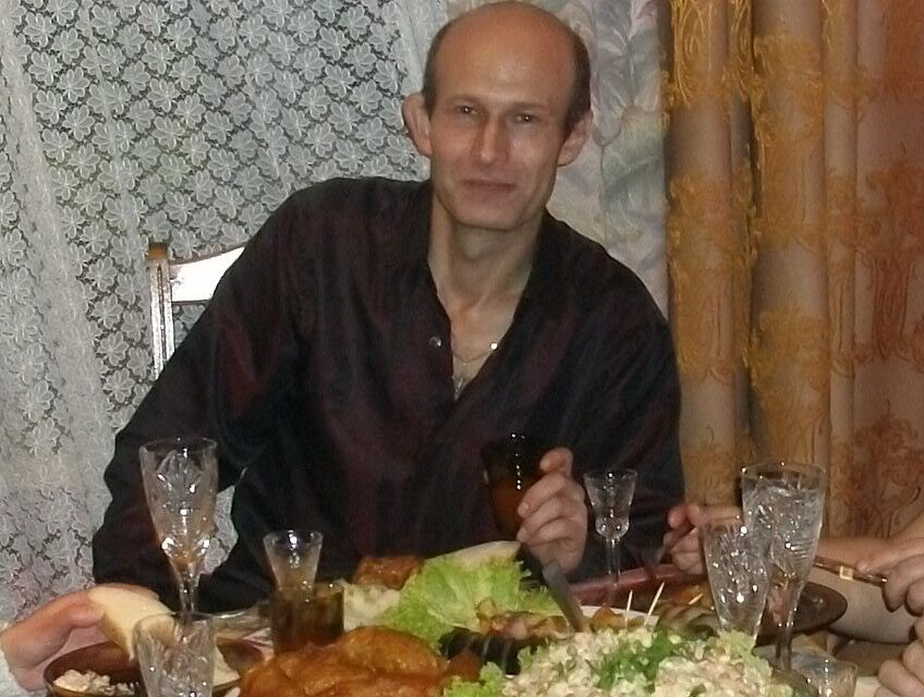  ,   Vlad, 54 ,   