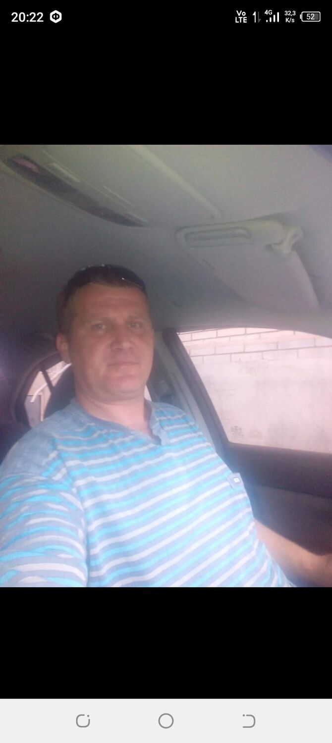  37061262  Vladimir, 50 ,    