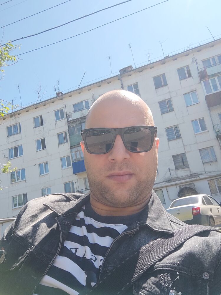  48647612  , 39 ,    