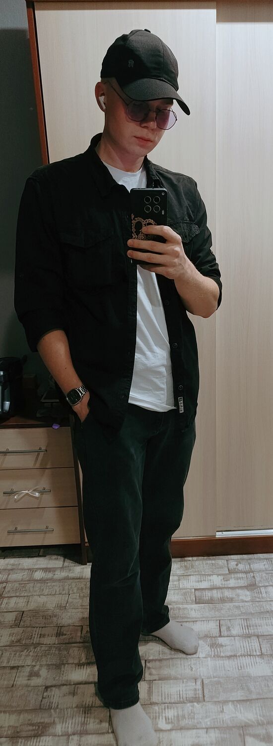  53765462  Roman, 20 ,    