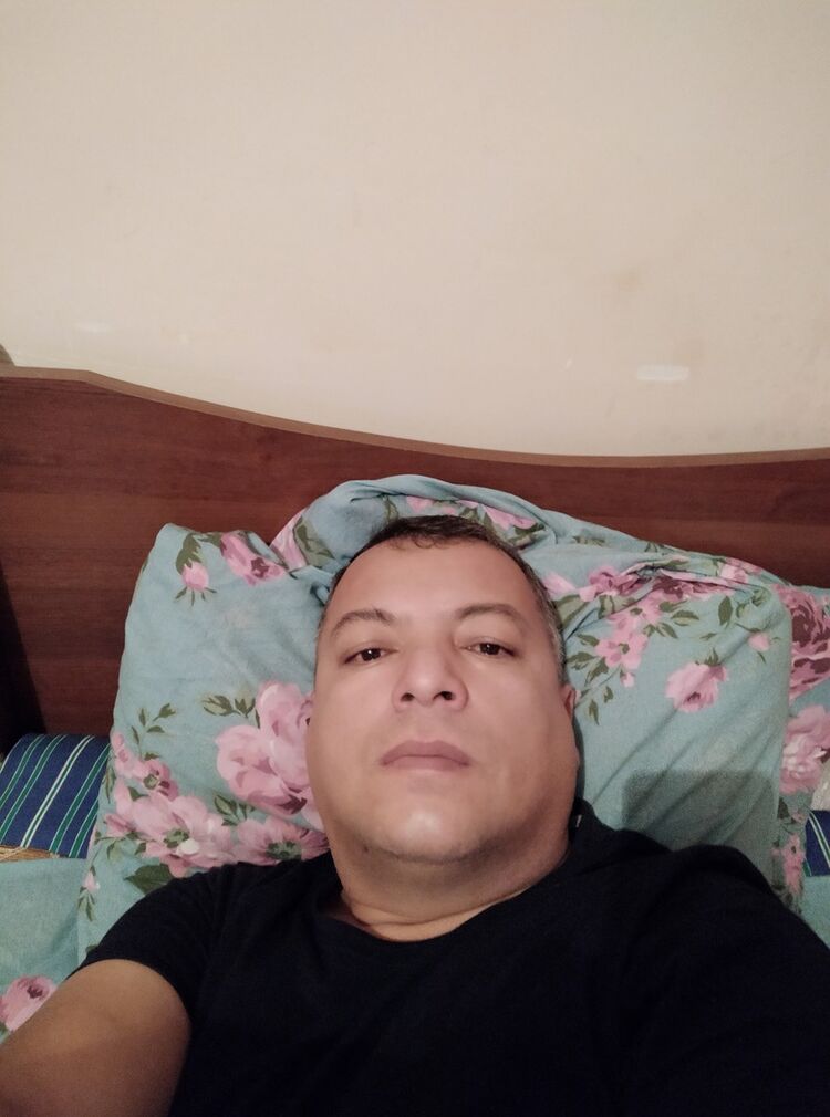  18907232  Akbar, 44 ,    