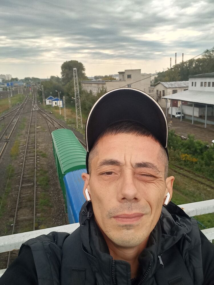  ,   Rail, 37 ,   ,   , c , 