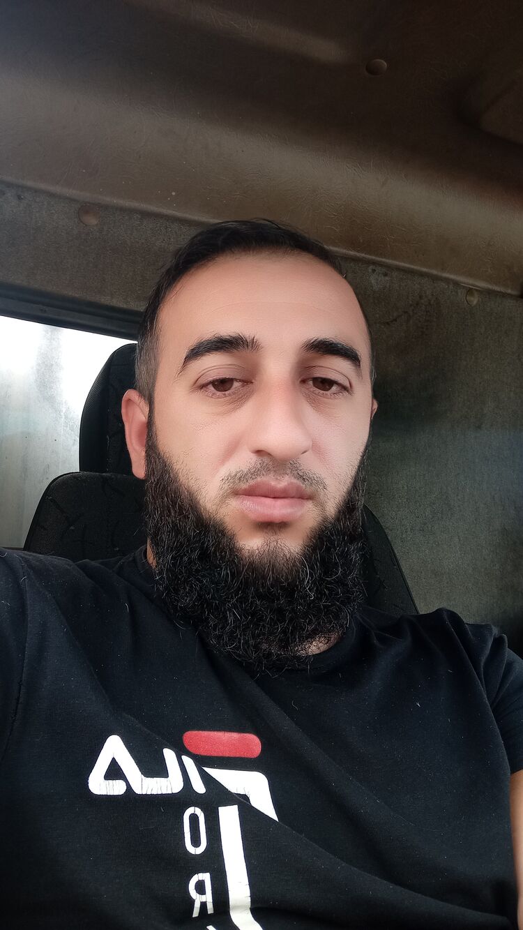  27548042  , 31 ,    