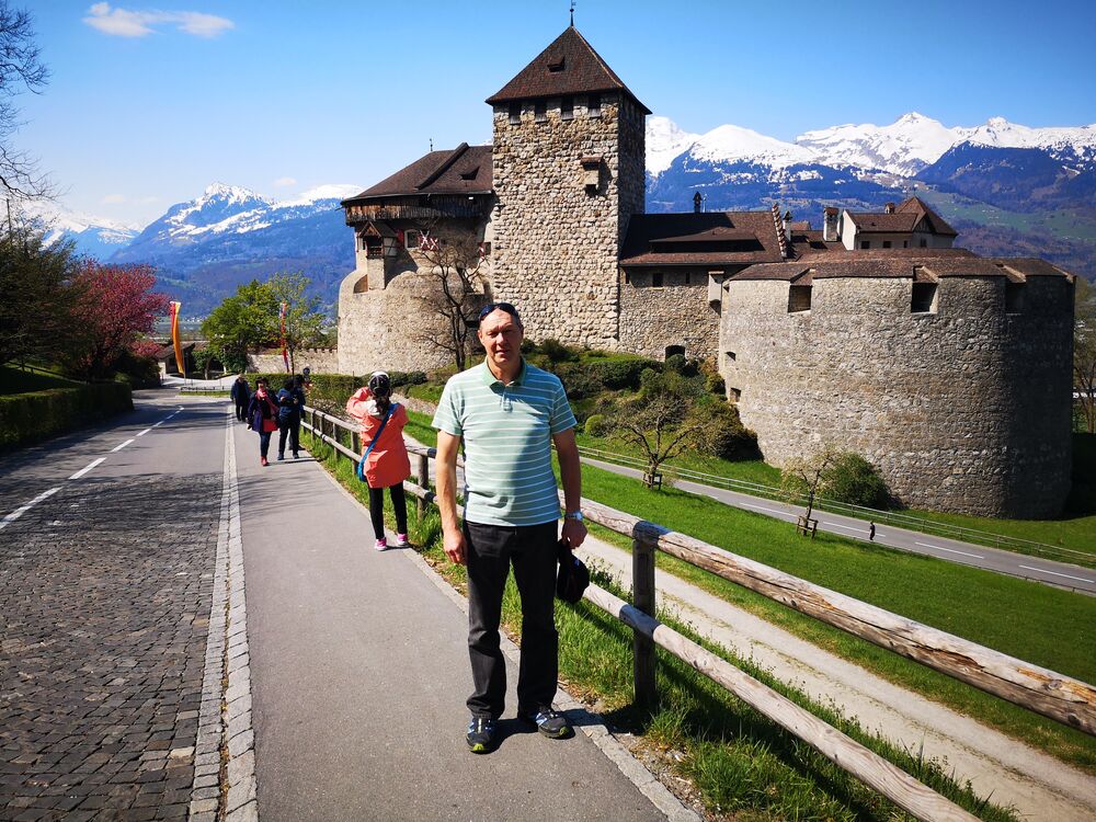  50157872  , 49 ,    Lachen