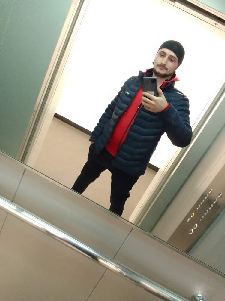  ,   Joni, 31 ,   ,   
