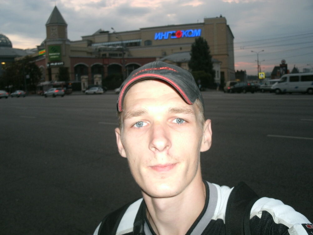  -,   Sergey, 36 ,   