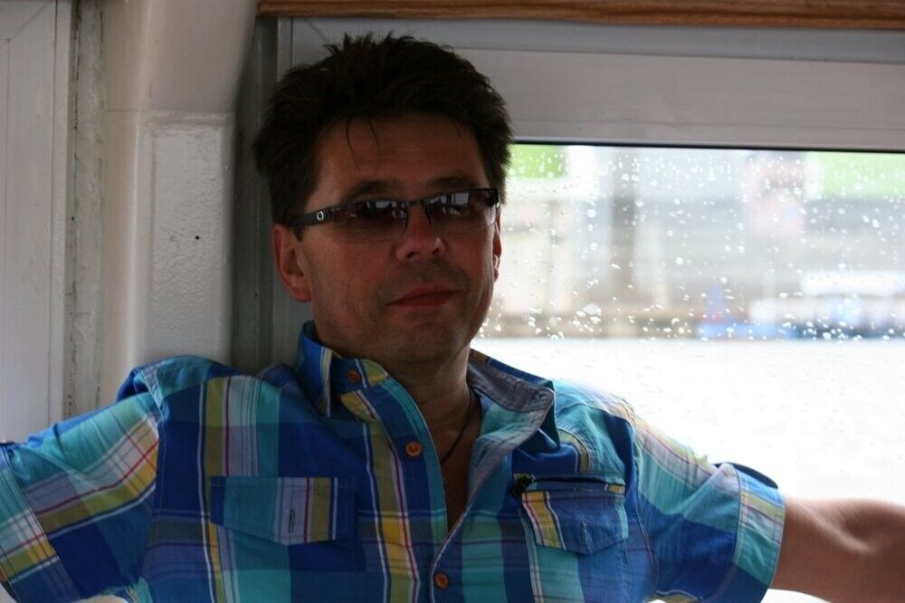  21948312  Leonid, 55 ,     