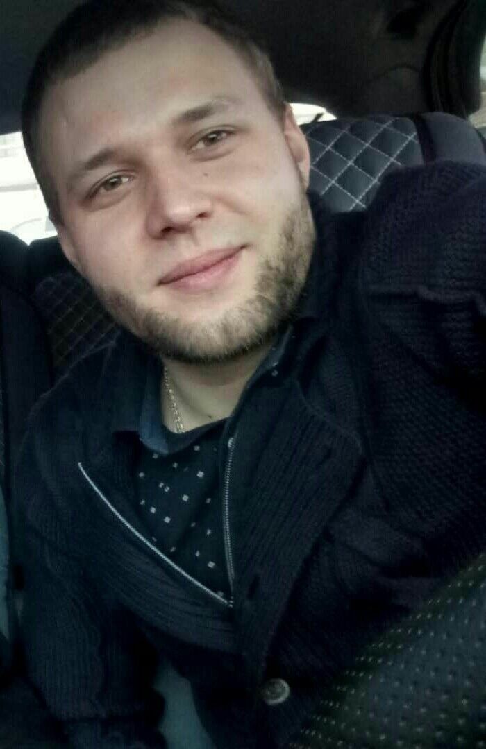  ,   Eduard, 30 ,   