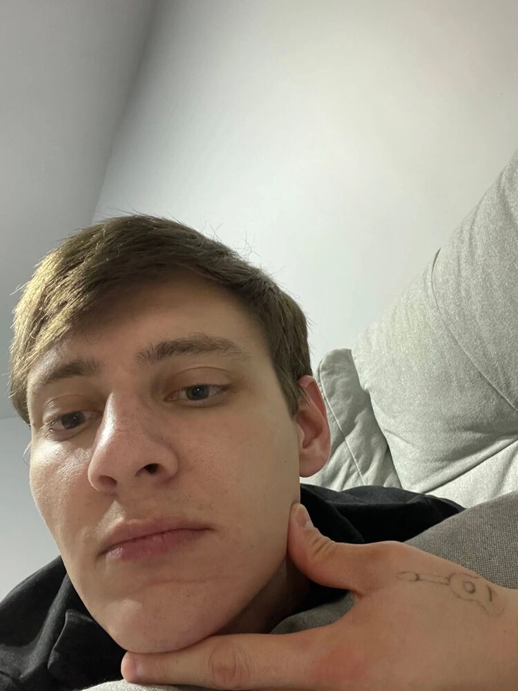  53361942  Indi, 31 ,    