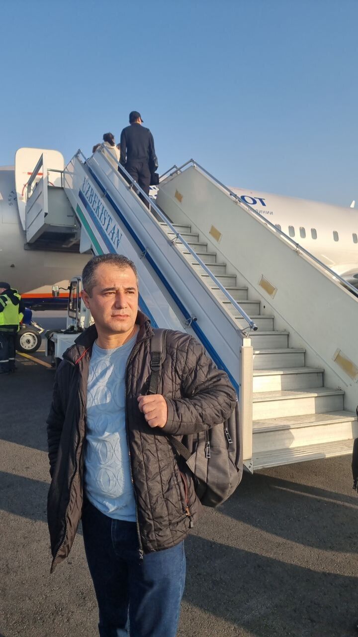  54260032  Sani, 42 ,    