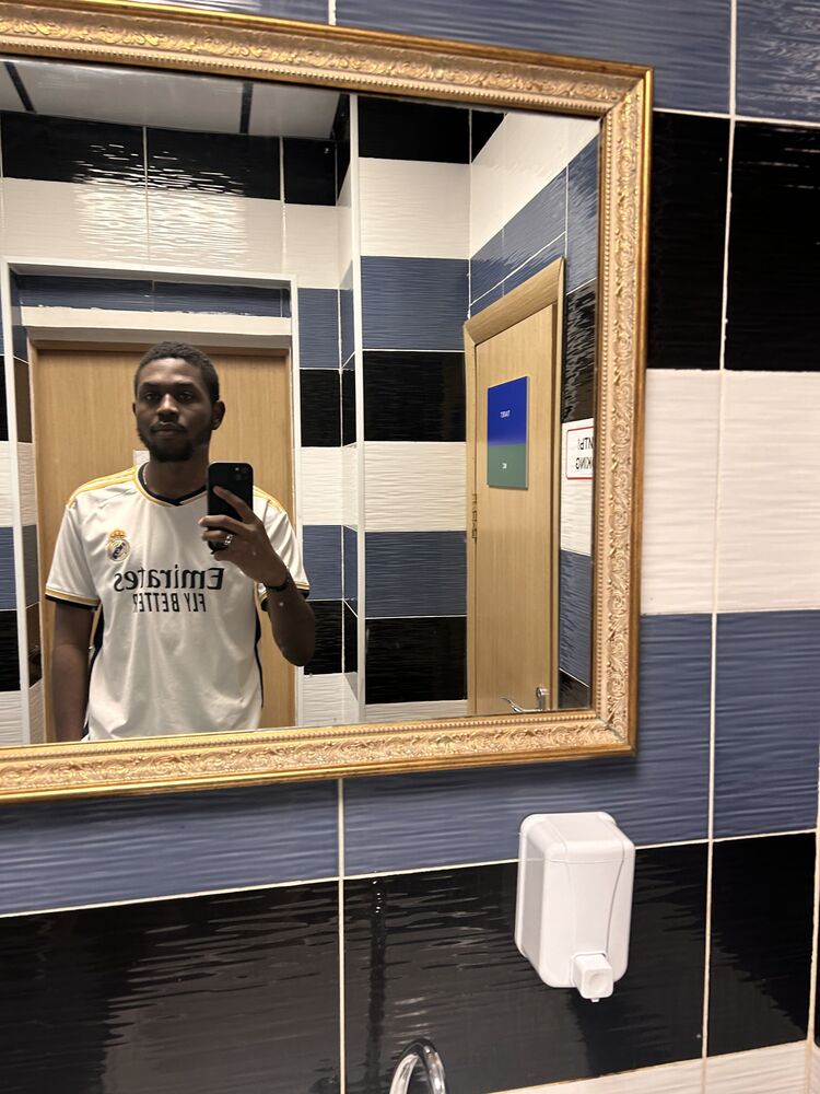 ���������� ������, ���� ����� Oluwakolade, 25 ���, ������������ ��� ������, ����� � ���������