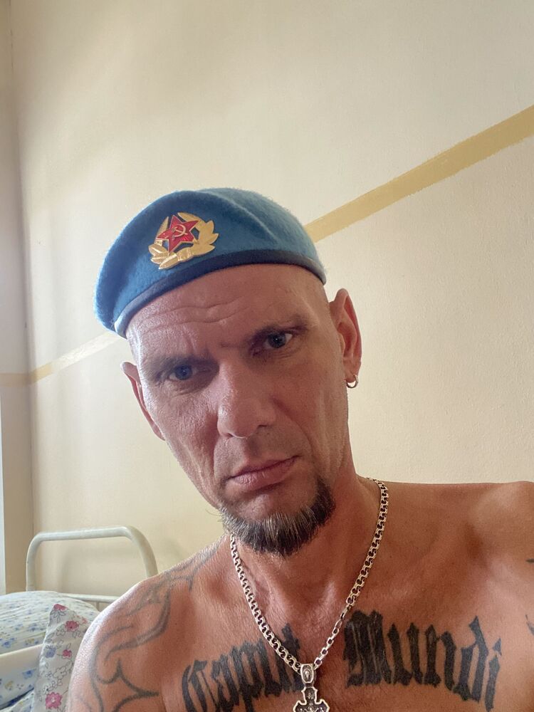  -,   , 44 ,   c 