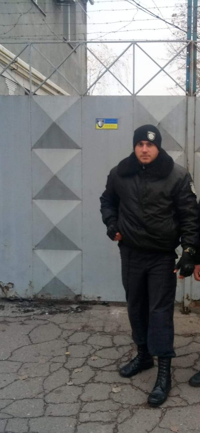  41423042  Andrey, 31 ,    