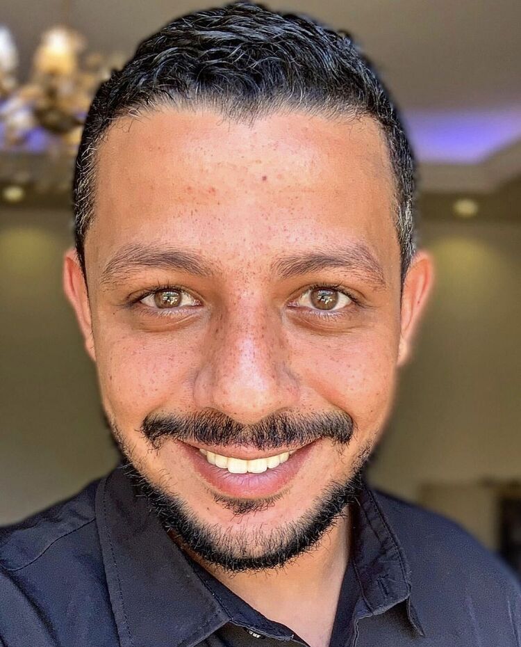  36912522  Mahmoud, 33 ,    