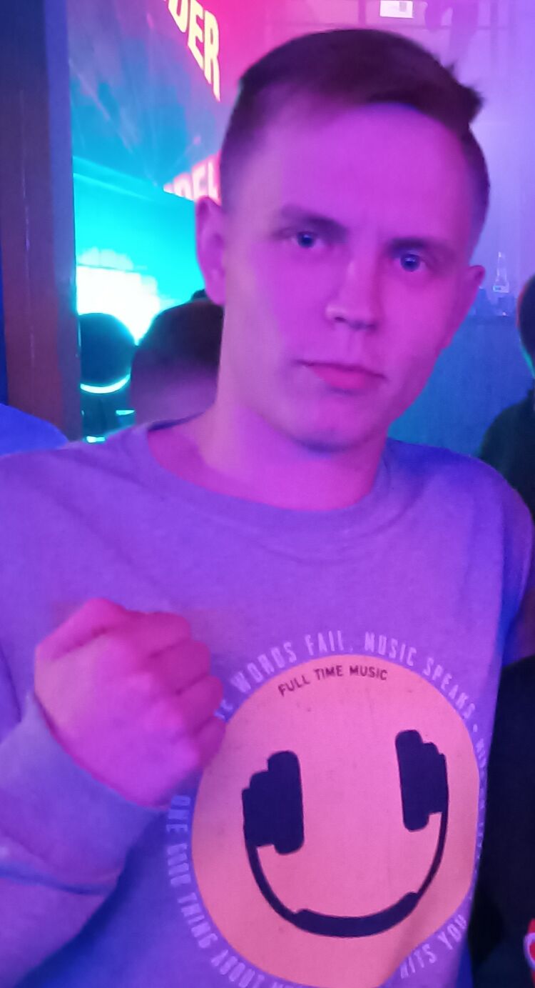  31936892  , 29 ,    