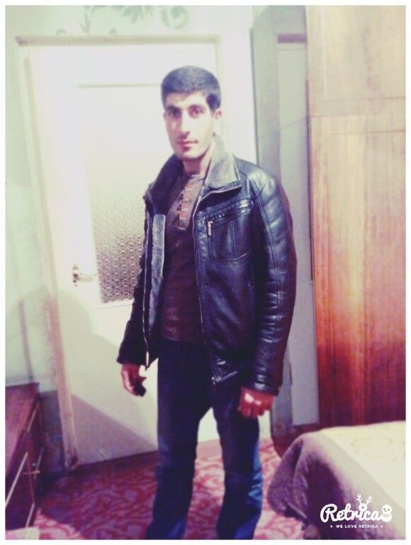  ,   Emin, 40 ,   ,   , c 