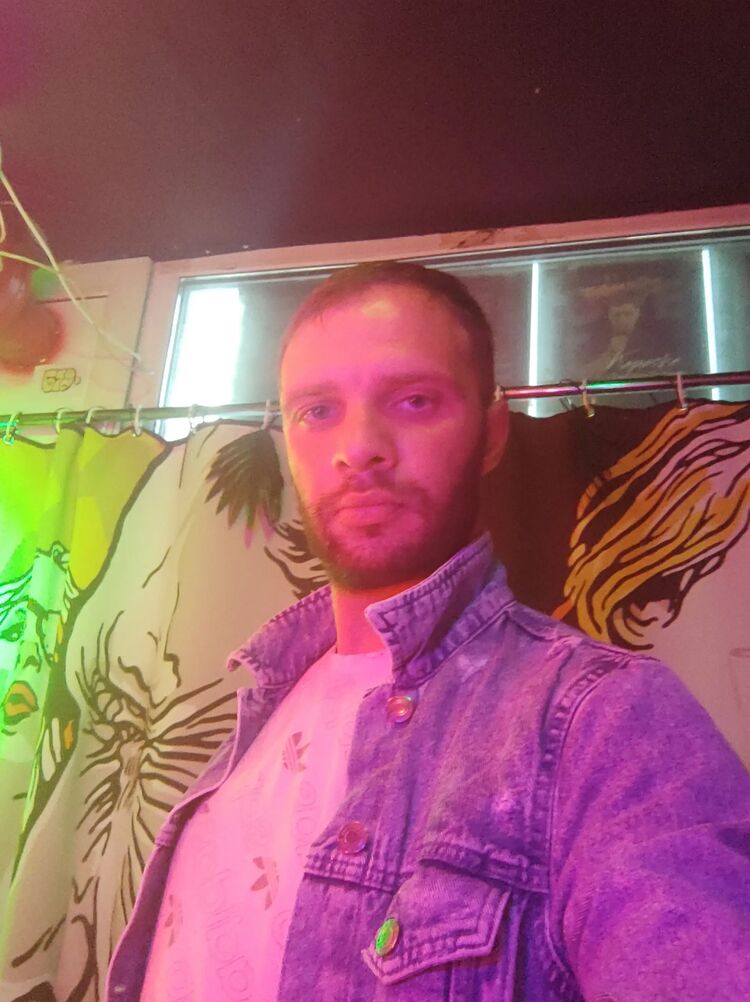  ,   Danil, 37 ,   ,   , 